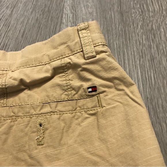 Tommy Hilfiger Brown Khaki Shorts 32 - Picture 4 of 7